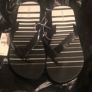 NWT Lane Bryant sandal 9/10